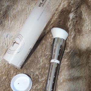 Heavenly skin it cosmetics brush! NWT!